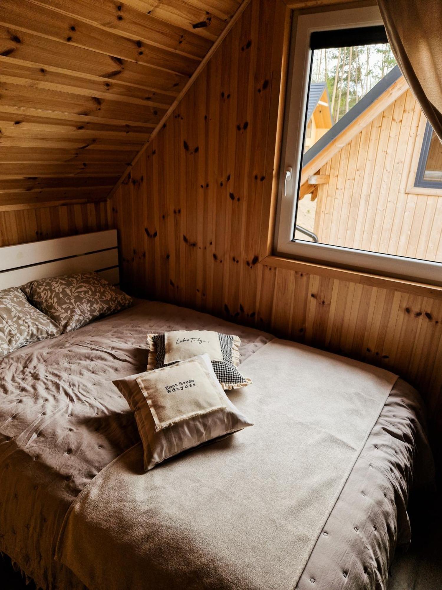 Wdzydze Nad Jeziorem Holiday home *